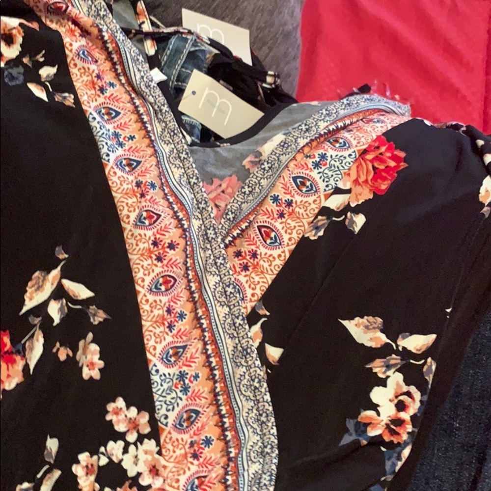 Rompers - Picture 4 of 4